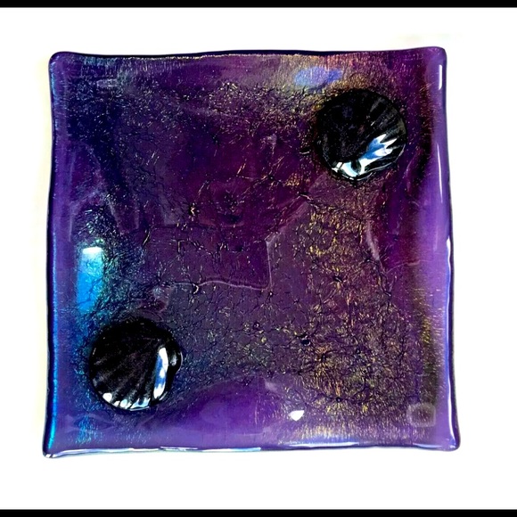 Stoddard Studio Fused Glass Square Iridescent Rainbow Dish w/ Shells 7"x7" NEW - Picture 2 of 4